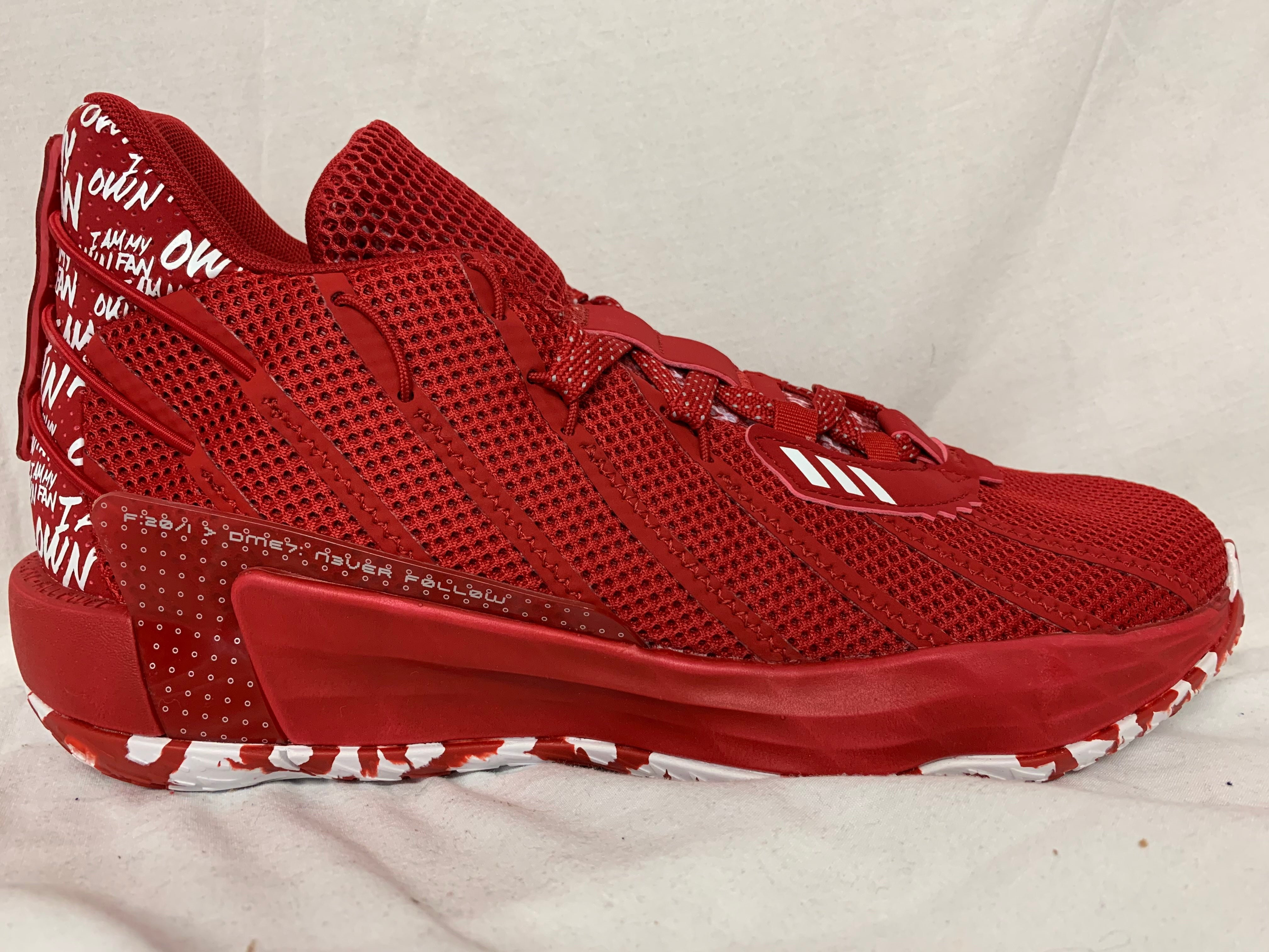 Adidas SM Dame Red FY4248 – Kratz Sporting Goods1